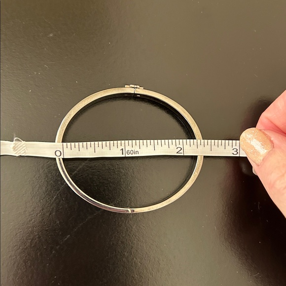 Tory Burch Silver with Yellow Floral Kira Enamel 7mm Bracelet NWT Style 149741 - Picture 14 of 17